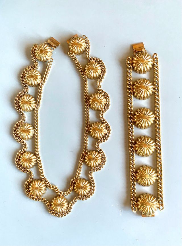 Conjunto COLLAR y PULSERA en metal DORADO