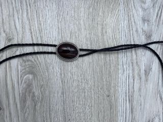 Accesorios colgante marron y azul