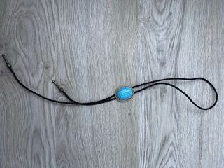 Accesorios colgante marron y azul