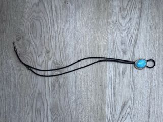 Accesorios colgante marron y azul