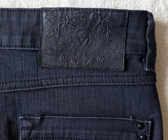 Falda vaquera negra (talla 38-40) REBAJADO