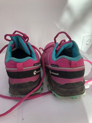 Zapatillas montaña niña
