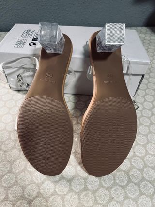 Sandalias tacón transparentes