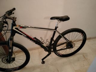 Bicicleta Focus Black Forest