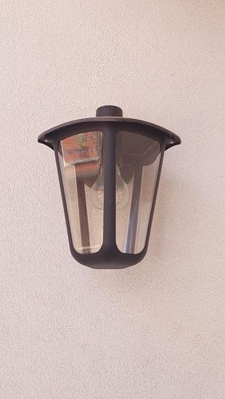 Lampada da parete per esterni 