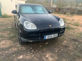 Porsche Cayenne 2004