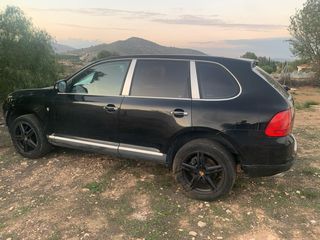 Porsche Cayenne 2004