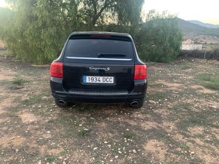 Porsche Cayenne 2004