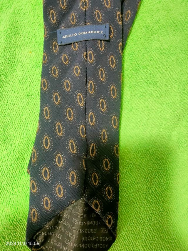 Corbata Adolfo Domínguez