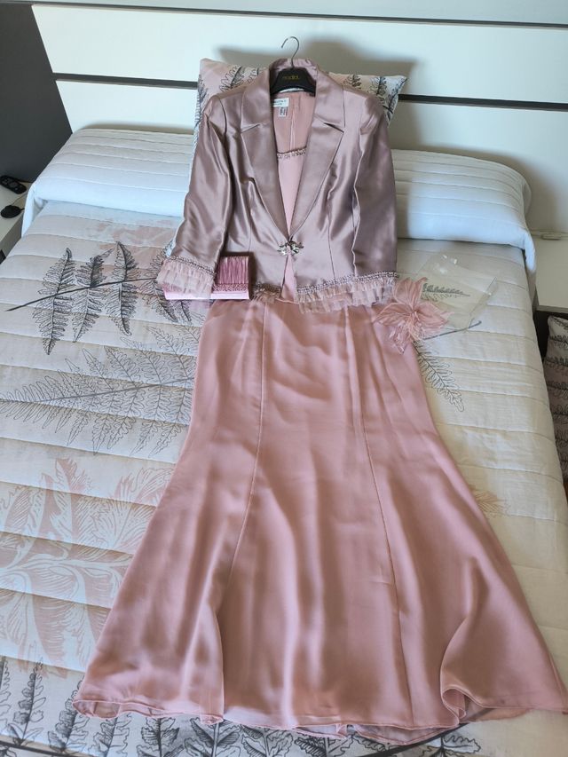 Traje de madrina de María Coca. Prc✨