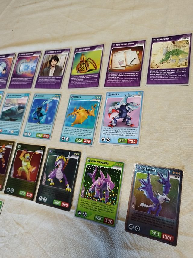Lote 20 Cartas tarjetas Invizimals