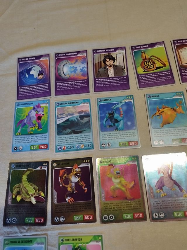 Lote 20 Cartas tarjetas Invizimals