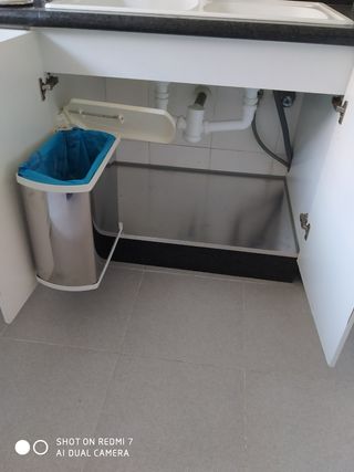 Carpintero . Te coloco tus puertas a 65€ la p inst