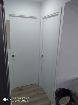 Carpintero . Te coloco tus puertas a 65€ la p inst