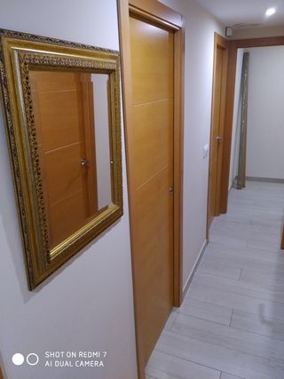 Carpintero . Te coloco tus puertas a 65€ la p inst
