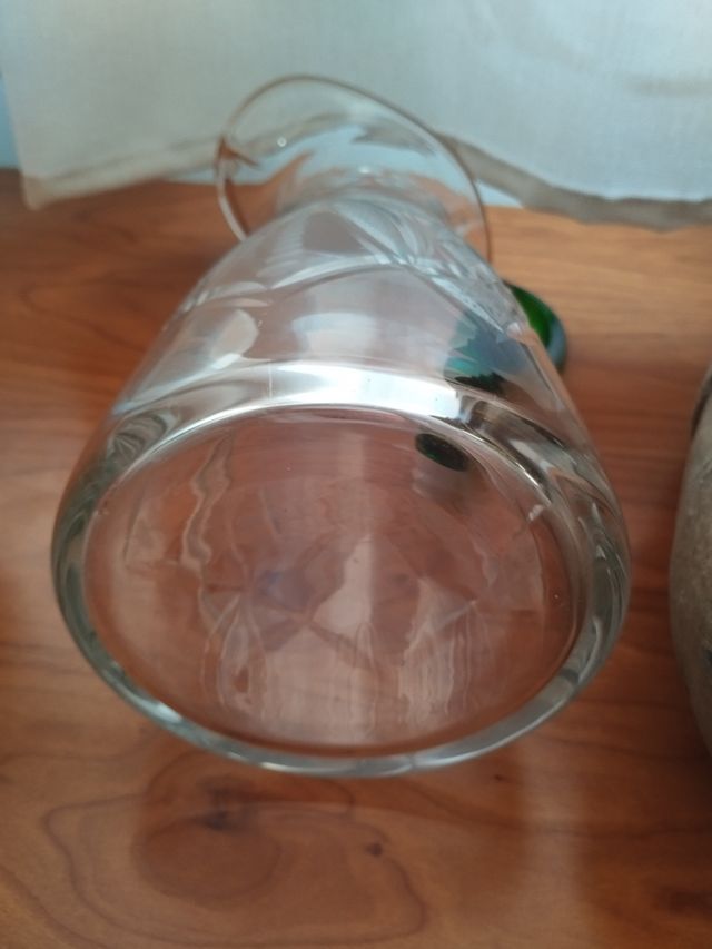 Jarra cristal tallado