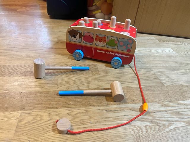 Happy bus. Juego de golpear