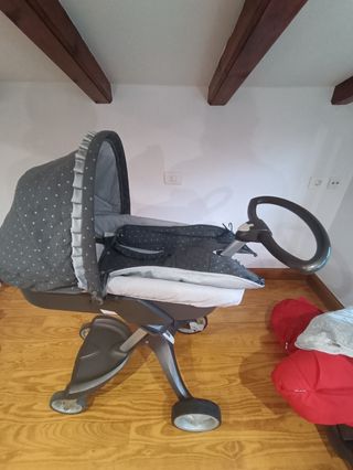 Capazo, silla y cuco Stokke Xplory
