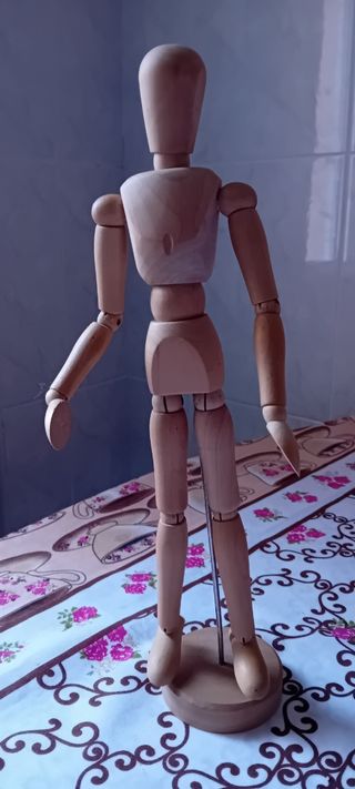 Maniquí articulado de dibujo y bellas artes 
