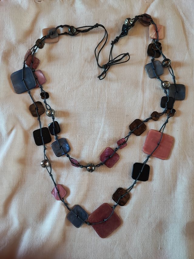 Collana lunga madreperla/metallo a 2 fili cm.88