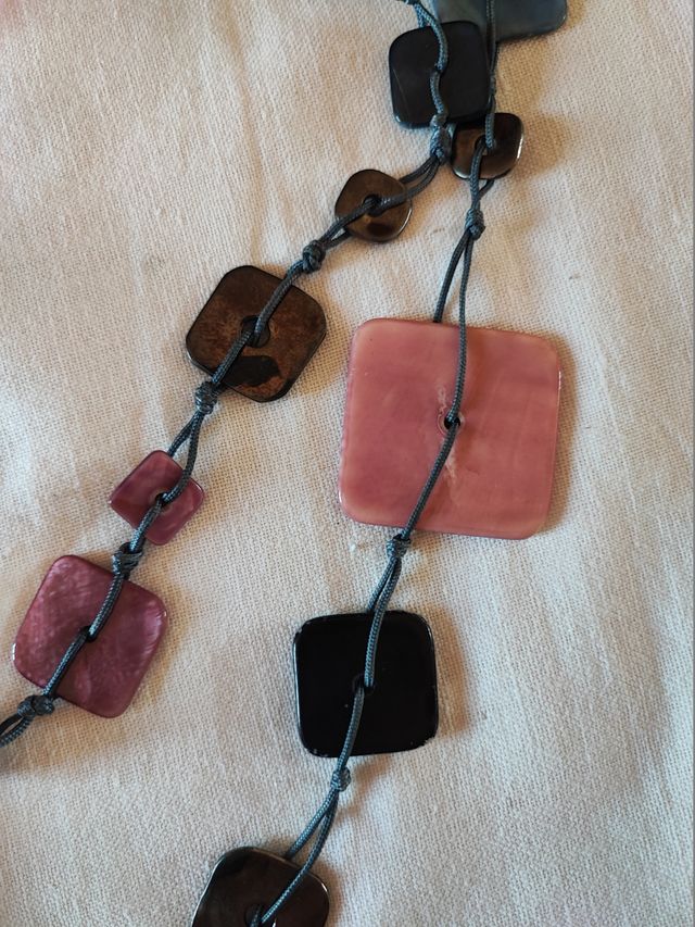 Collana lunga madreperla/metallo a 2 fili cm.88