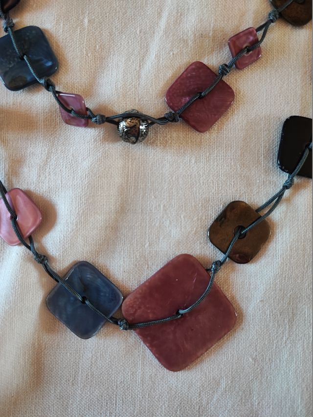 Collana lunga madreperla/metallo a 2 fili cm.88