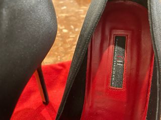 Stiletos de raso de Carolina Herrera Ch