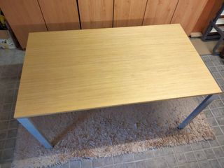 MESA de estudio de Madera clara