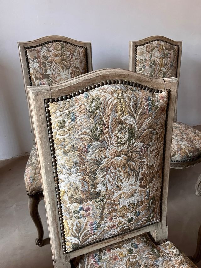 Conjunto sillones franceses  Solo quedan 3