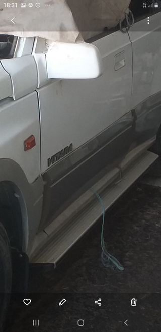 Estriveras Suzuki vitara 5 puertas.