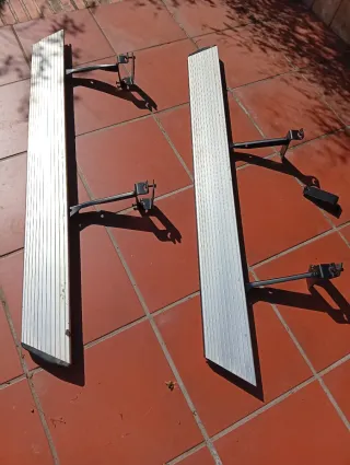 Estriveras Suzuki vitara 5 puertas.