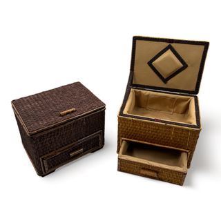 Costurero de Mimbre con un cajón