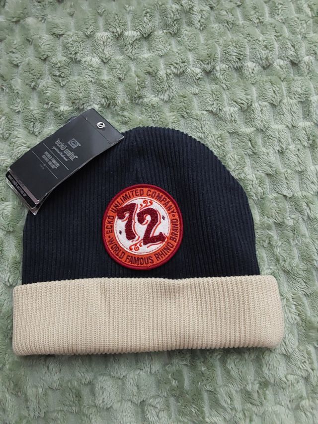 Gorro Ecko con etiqueta
