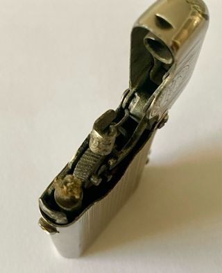 Antiguo encendedor Thorens Swiss Made. Años 20