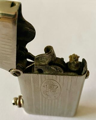 Antiguo encendedor Thorens Swiss Made. Años 20