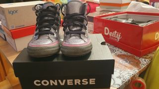 Bambas converse número 28,5