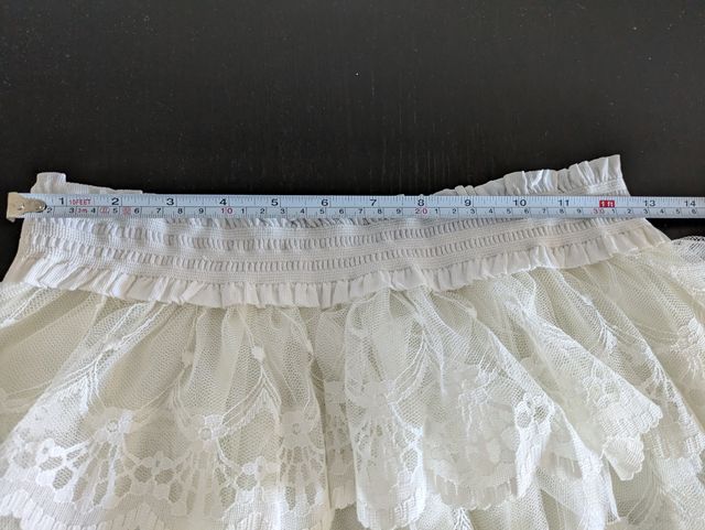 Falda volantes de encaje Poete