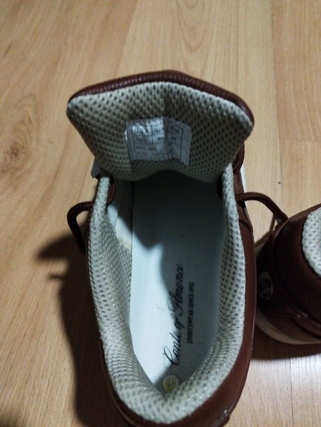 Zapatillas hombre.Marca Conté of Florence.