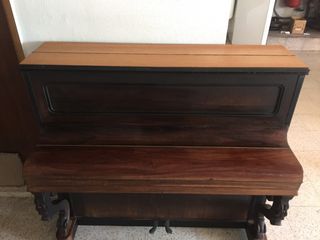 Piano antiguo Focké Fils Ainé (Paris)