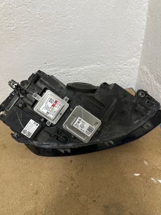 FARO DELANTERO XENON GOLF GTI MK7