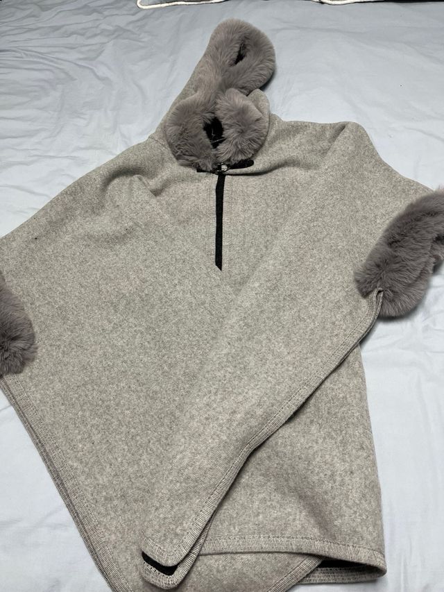 Poncho-Capa Donatzelli muy elegante, talla única