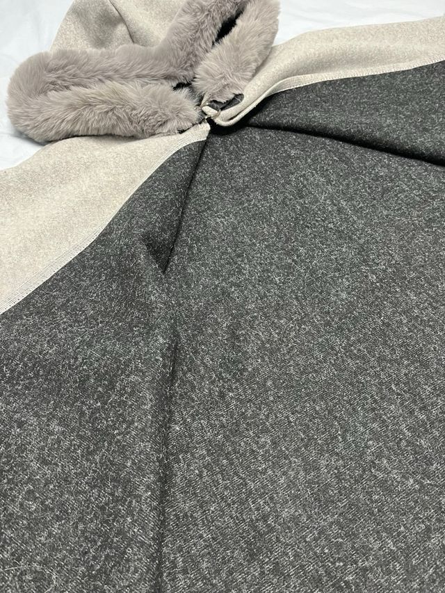 Poncho-Capa Donatzelli muy elegante, talla única