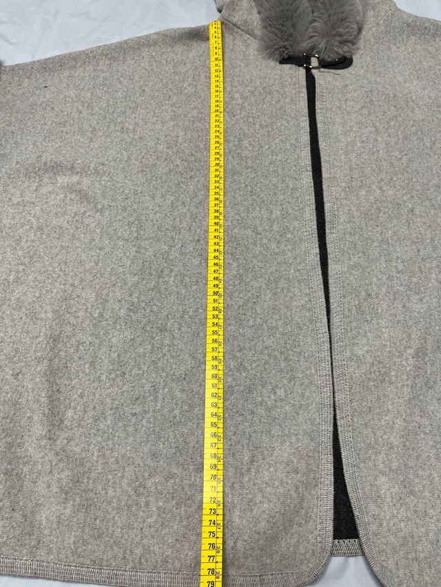 Poncho-Capa Donatzelli muy elegante, talla única