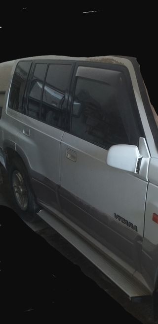 Puertas Suzuki vitara súper lujo.