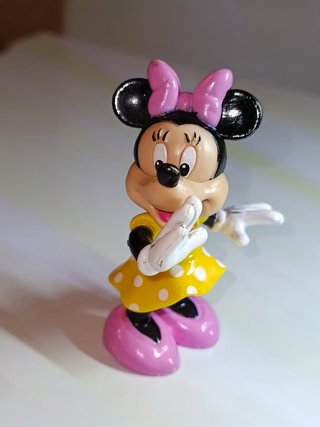 FIRGURA DE MINNIE ARTICULADA