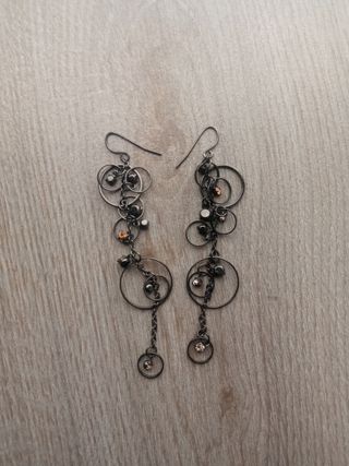 Pendientes negros colgantes circonitas