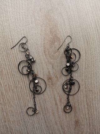 Pendientes negros colgantes circonitas