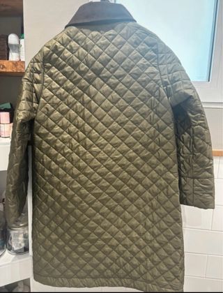 Abrigo de mujer acolchado verde militar