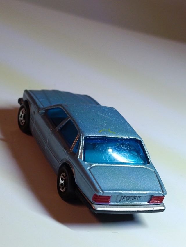 JAGURA XJ6 MATCHBOX 1/64
