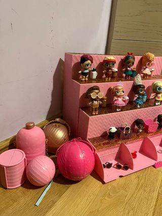 Casa de las L.O.L y muñecas